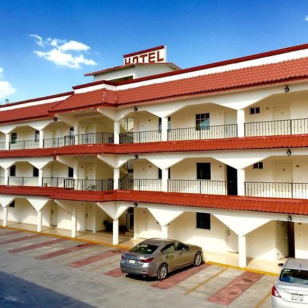 Hotel Go Inn Monclova Exteriör bild