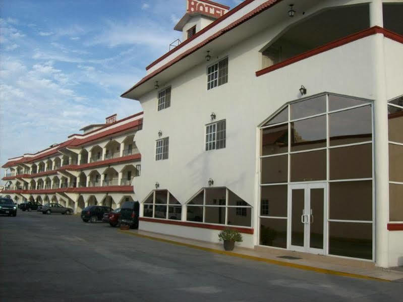 Hotel Go Inn Monclova Exteriör bild